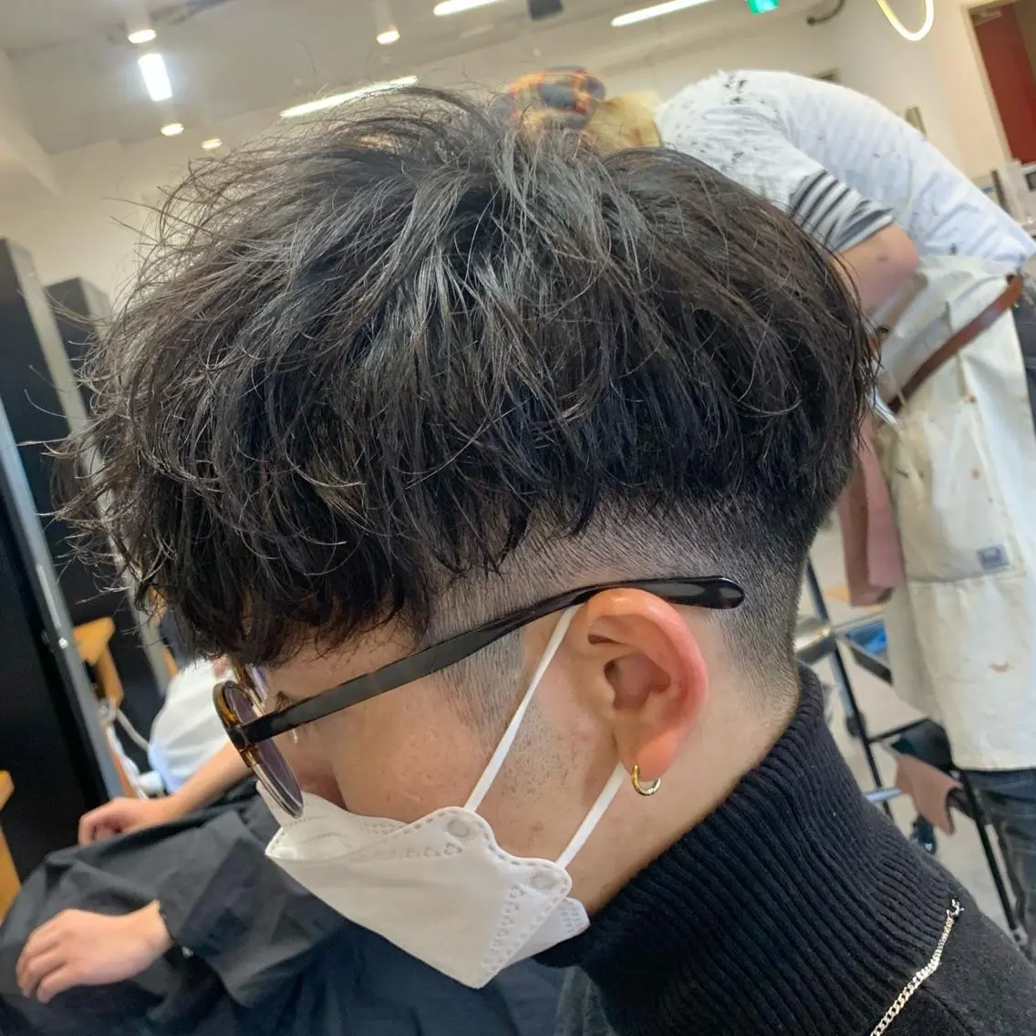 ショート パーマ メンズ マッシュ メンズパーマ カット パーマ メンズ特化美容師/ 藤戸 椋のヘアスタイル