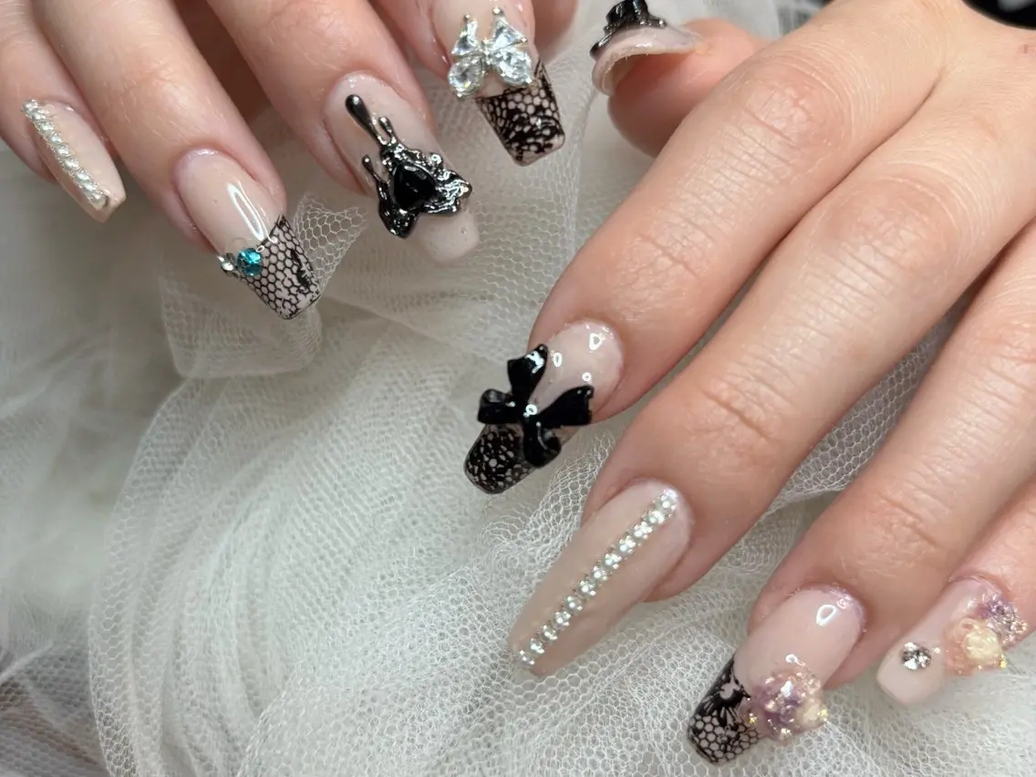 セミロング Ento nail&eyeの眉毛・アイブロウイメージ