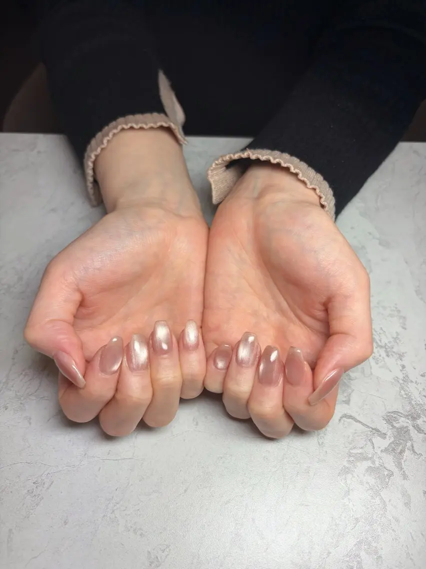 ネイル マグネットネイル マグネットワンカラー ワンカラーネイル ハンドネイル nailme!/松下 侑未のネイルデザイン