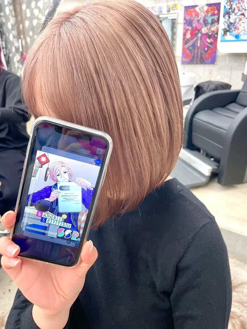ミディアム カラー ヘアカラー トリートメント インナーカラー 推し ブリーチ 髪質改善のヘアスタイル