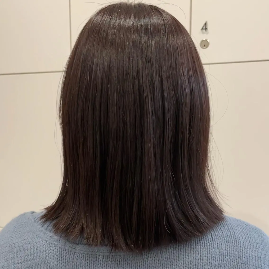 カラー 中根 麻友香のヘアスタイル