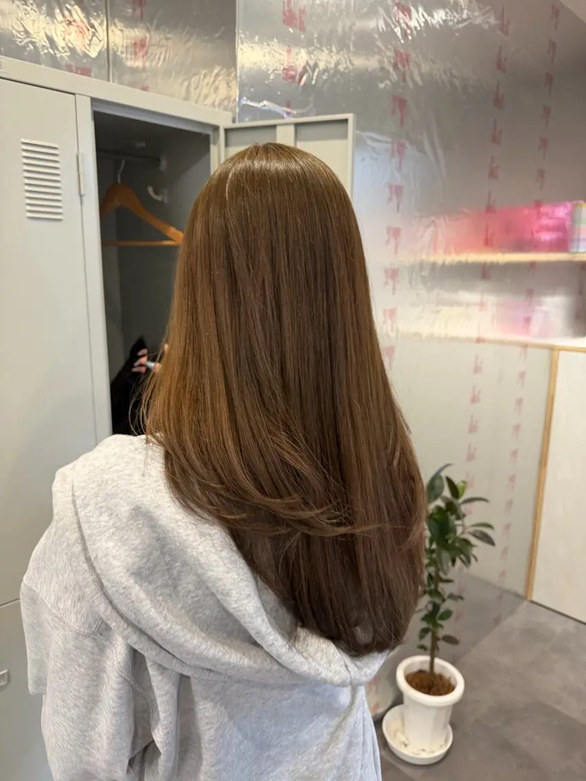ロング カラー ヘアカラー 岩切 美海のヘアスタイル