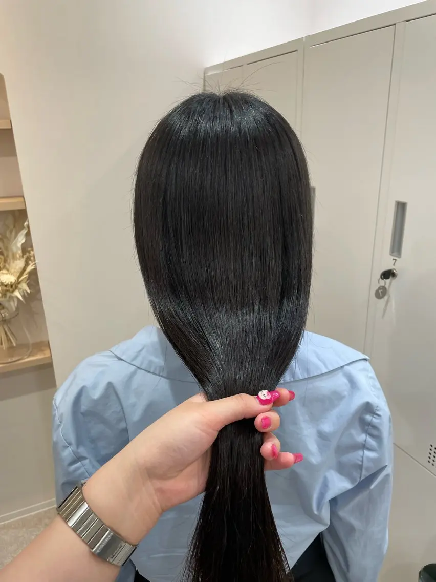 ロング 縮毛矯正 REINA ISHIDOのヘアスタイル