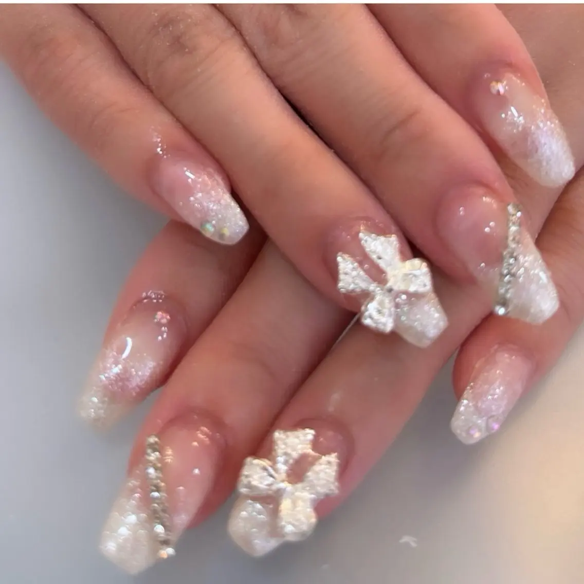 ネイル グラデーション ラメ(グリッター) ラメグラデーション CherieNail 💗manaのネイルデザイン