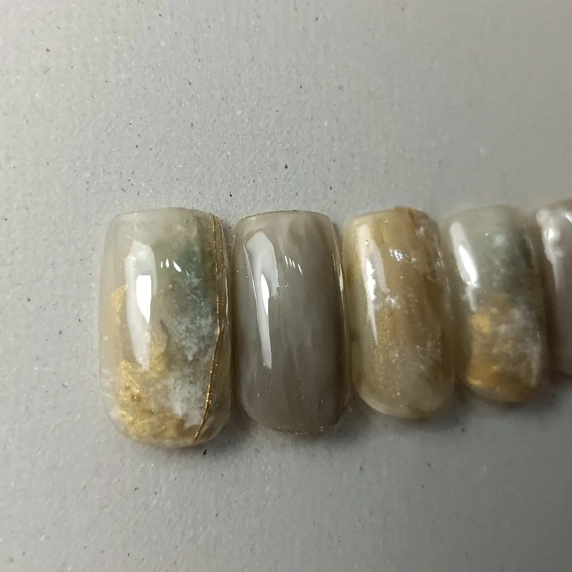 ネイル Legit nail salonのネイルデザイン