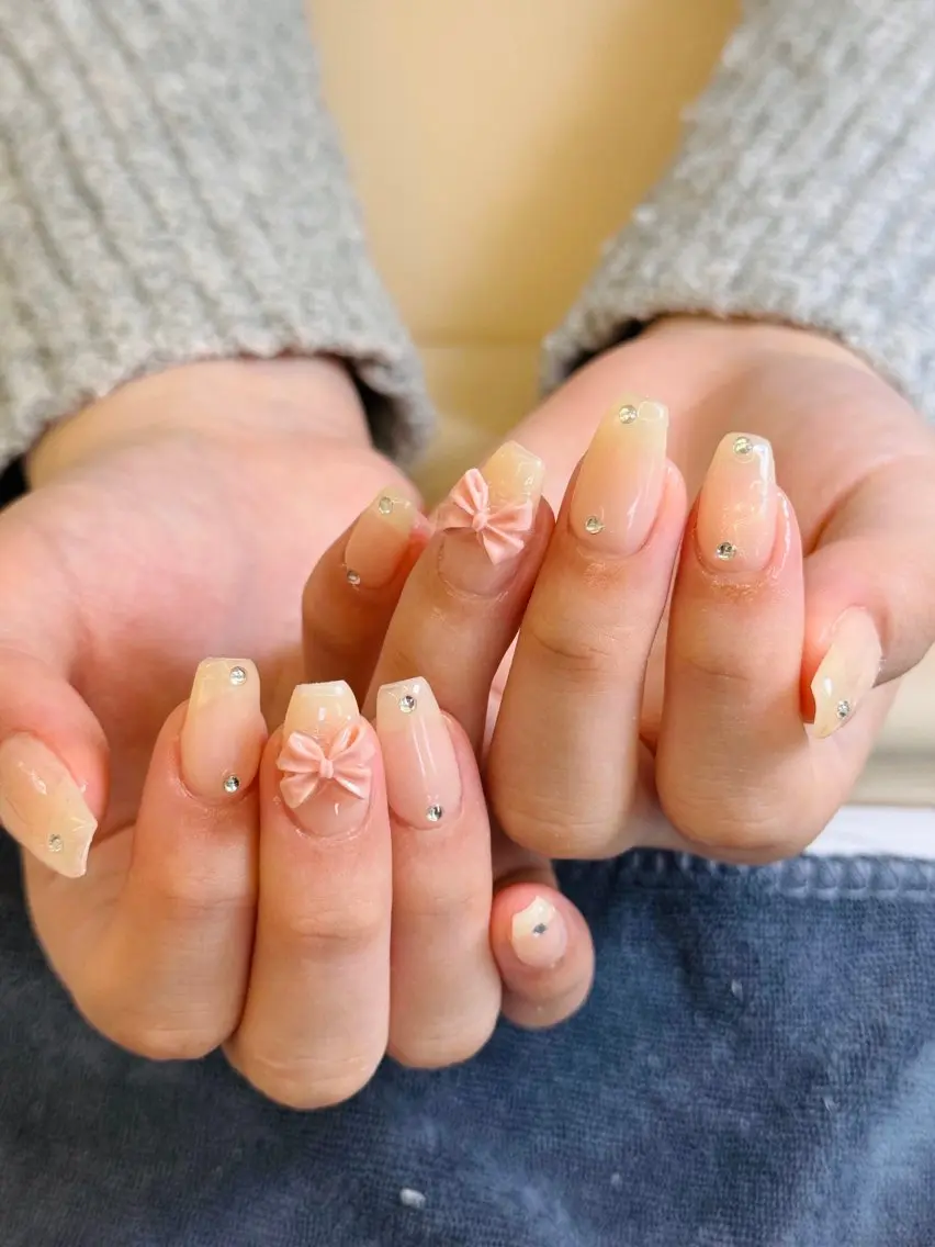 ネイル チークネイル 長さ出し フットネイル 韓国ネイル マグネットネイル Luxe Nailのネイルデザイン