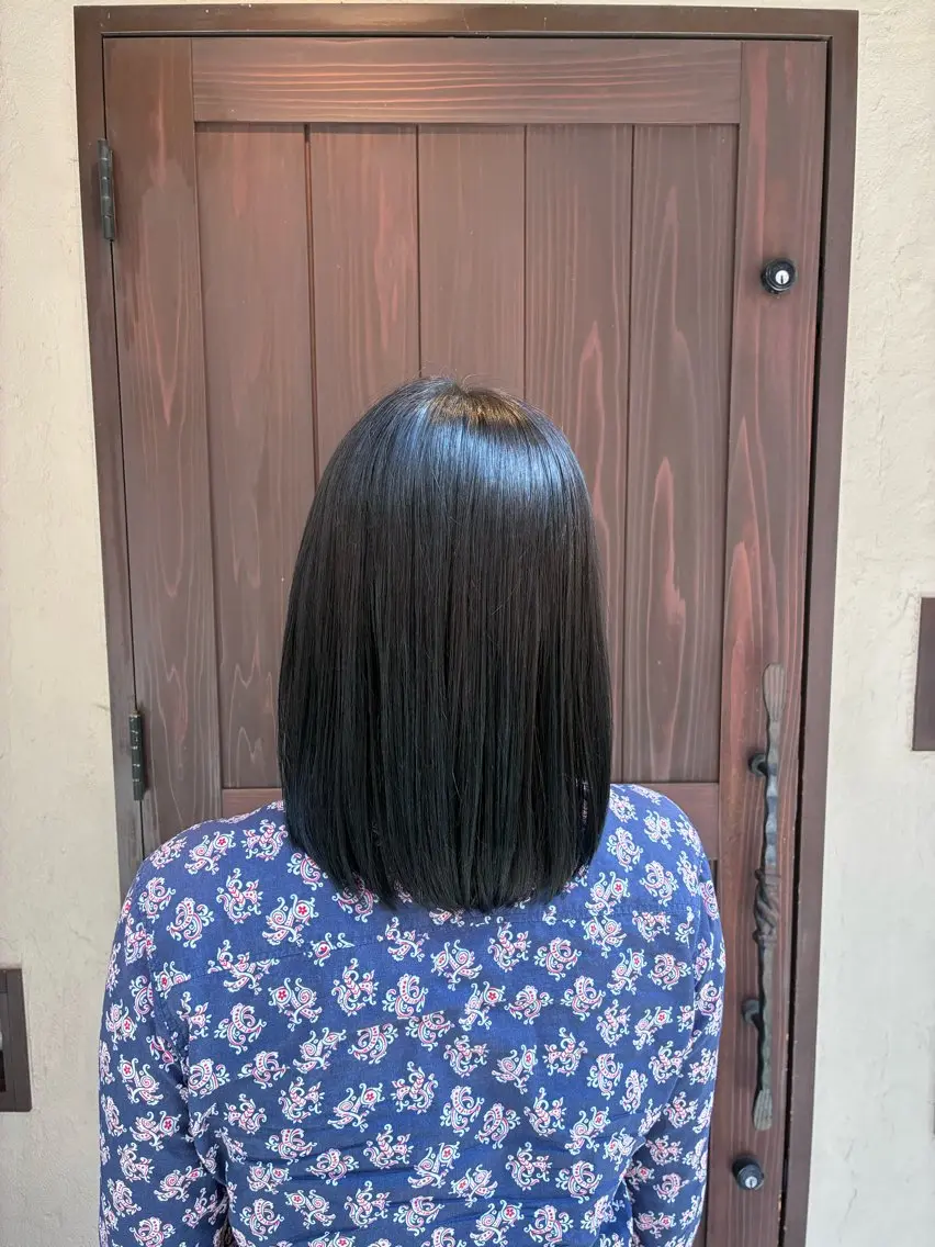 ミディアム 若林 美帆のヘアスタイル