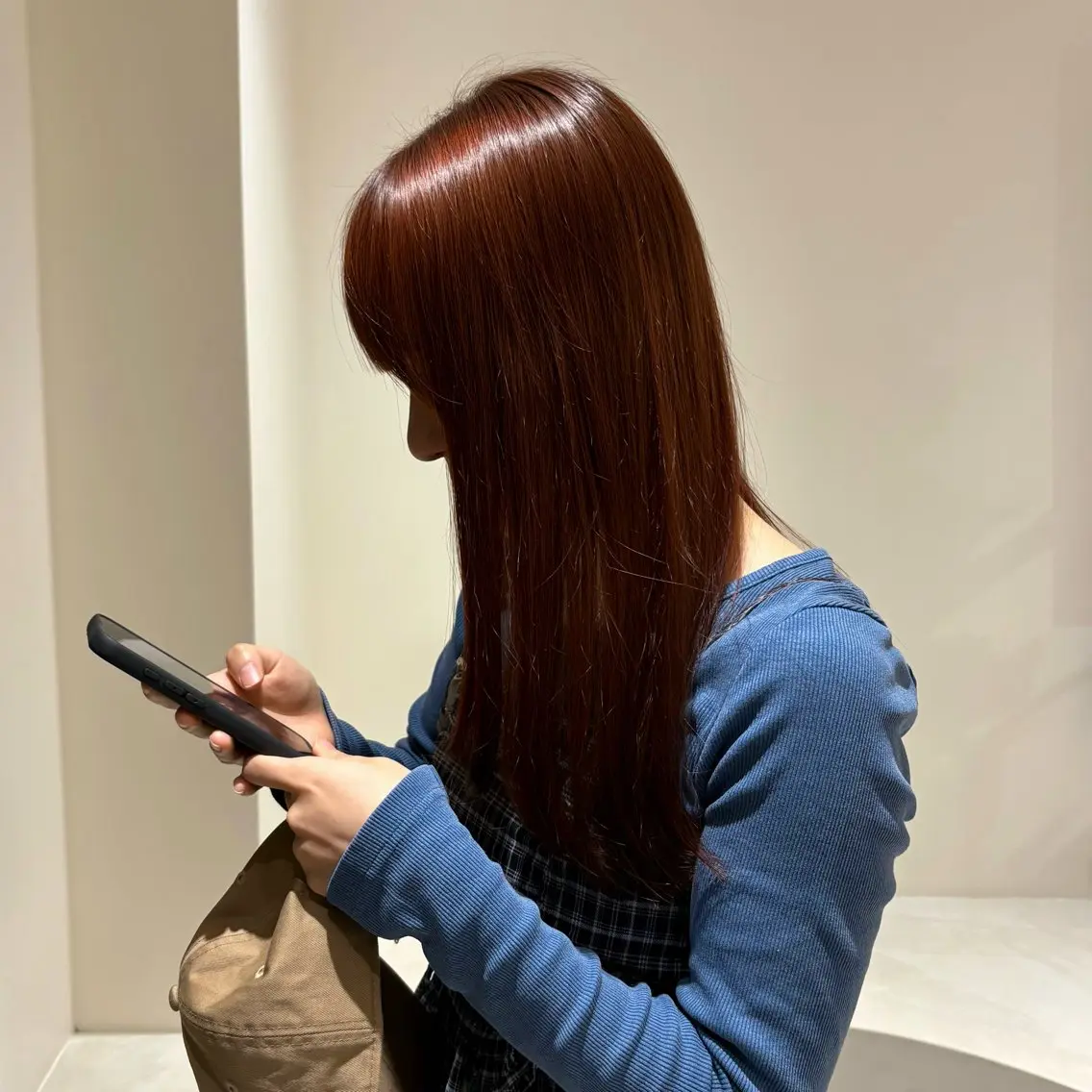 カラー ヘアカラー トリートメント 蓑輪璃央 ショートカットのヘアスタイル