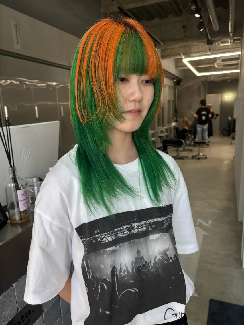 セミロング カラー ヘアカラー デザインカラー /rioのヘアスタイル