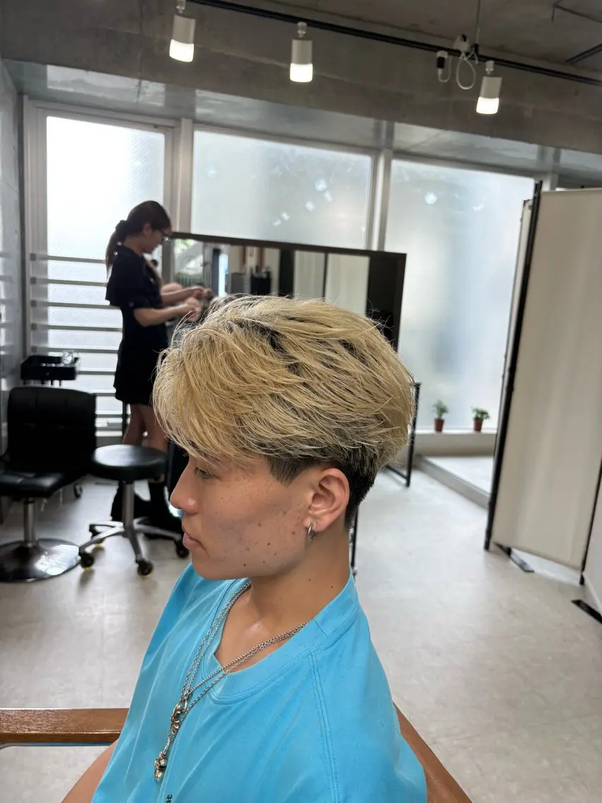 パーマ メンズ メンズブリーチ メンズパーマ 下北沢メンズパーマ 特化園田 楓莉のヘアスタイル