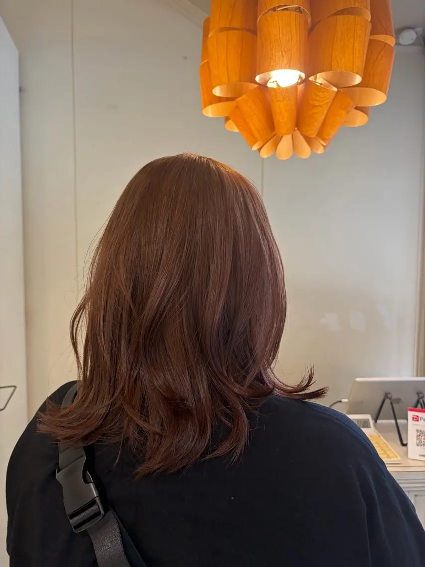 ミディアム カット ヘアカラー NICCOLO室見 Erinaのヘアスタイル