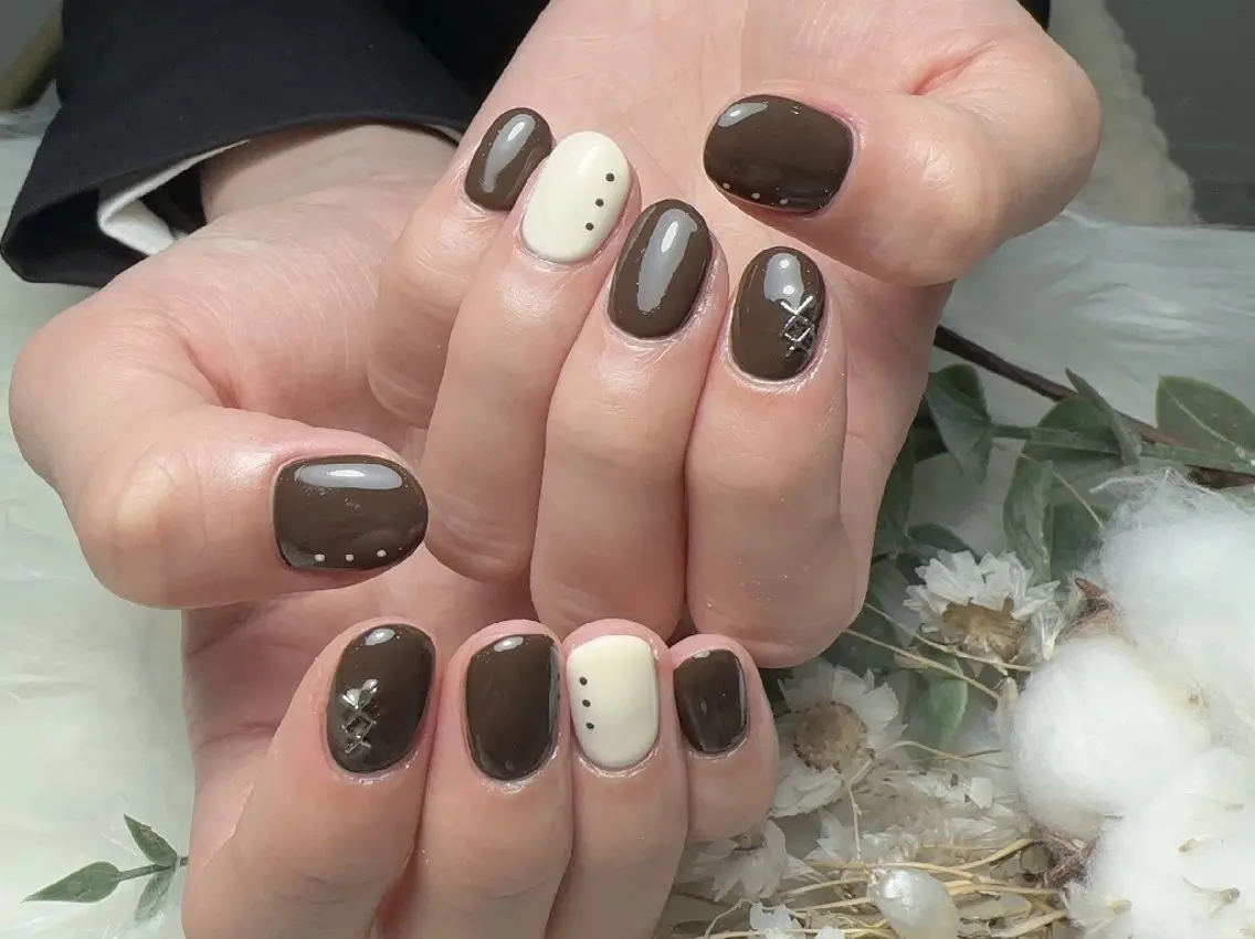 ネイル シンプルネイル ハンドネイル UM Nail Salonのネイルデザイン