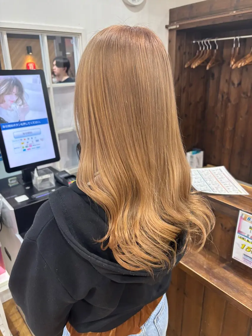 ロング ヘアカラー ケアブリーチ/透明感 カラー🎀moeのヘアスタイル