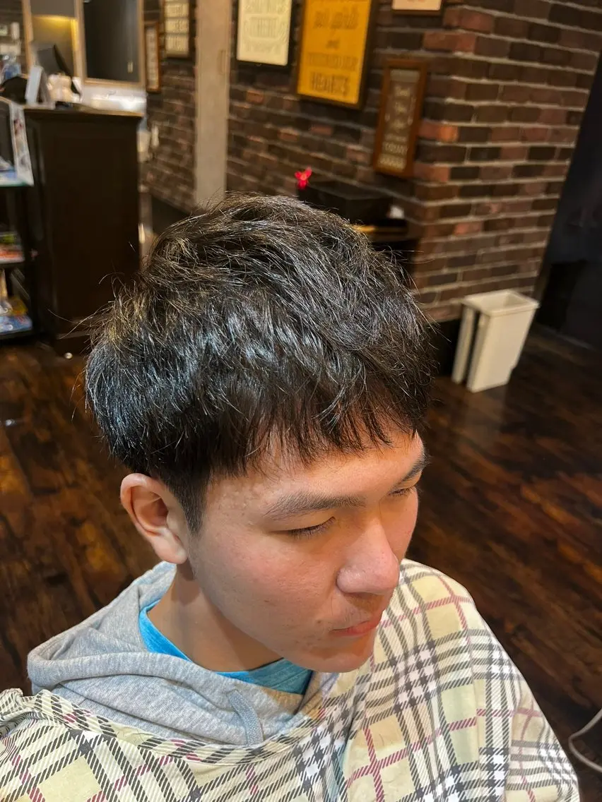 ミディアム メンズ 関根 武蔵のヘアスタイル