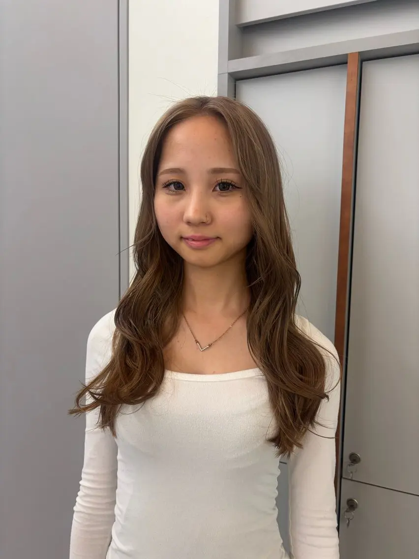カラー ベージュカラー ブラウンカラー ブラウンベージュ ヘアカラー カラーモデル 🍬Sena🐩のヘアスタイル