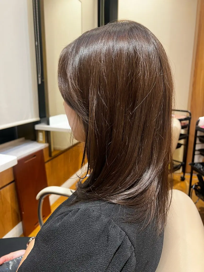 ミディアム カラー ブラウンカラー マロンブラウン コバヤシ ユメのヘアスタイル