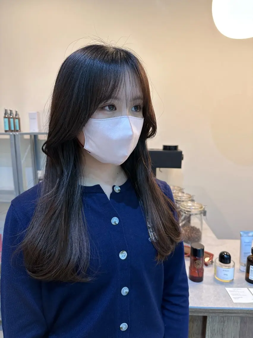 ロング Shiro RENのヘアスタイル