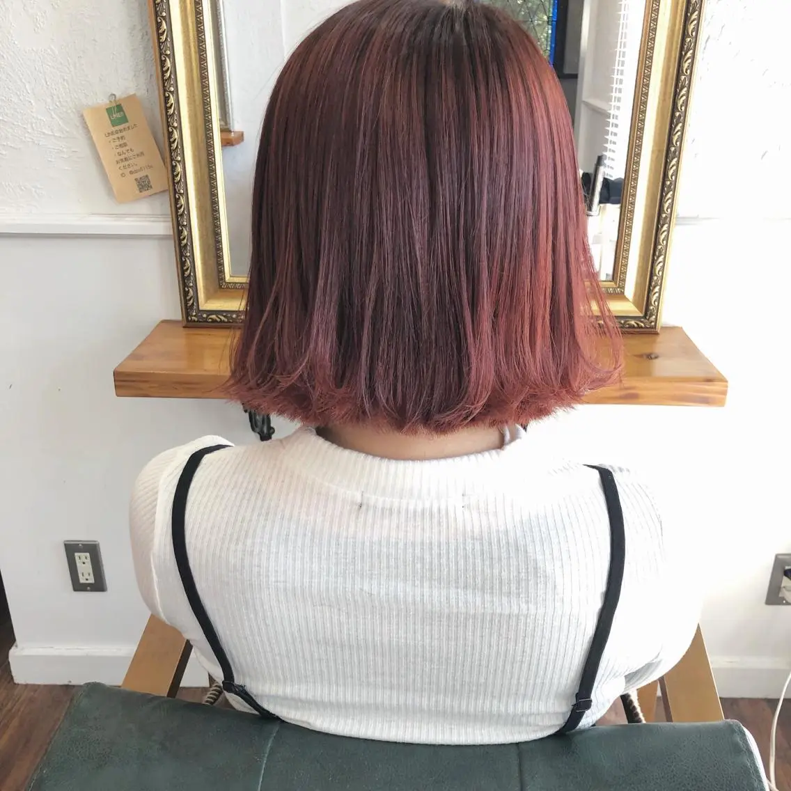 ショート カラー ピンクカラー ボブ カット ヘアカラー 江原 彩華のヘアスタイル
