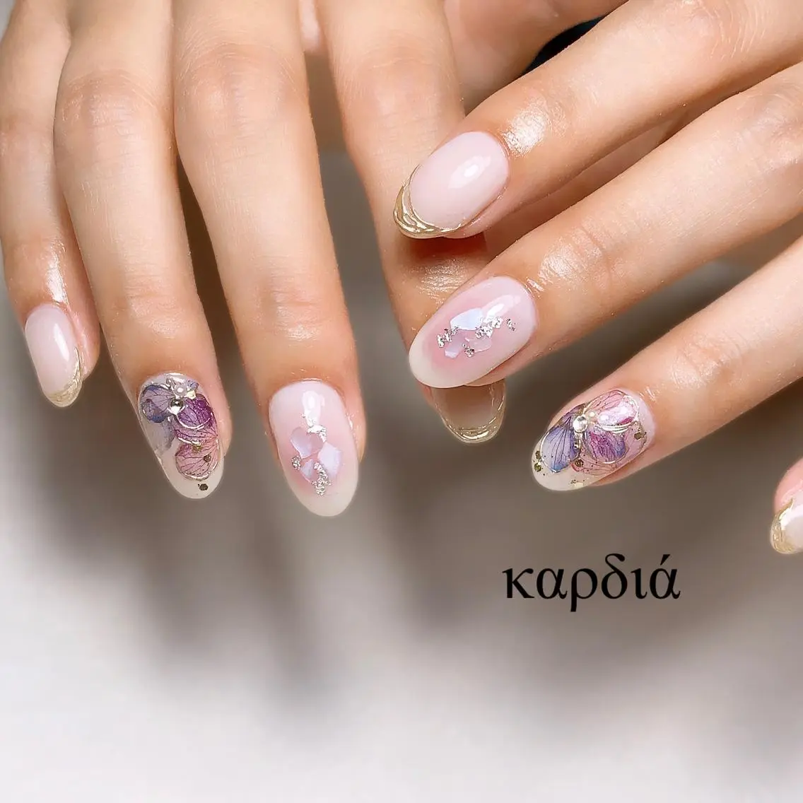 ネイル καρδιά -ｶﾙﾃﾞｨｱ-のネイルデザイン