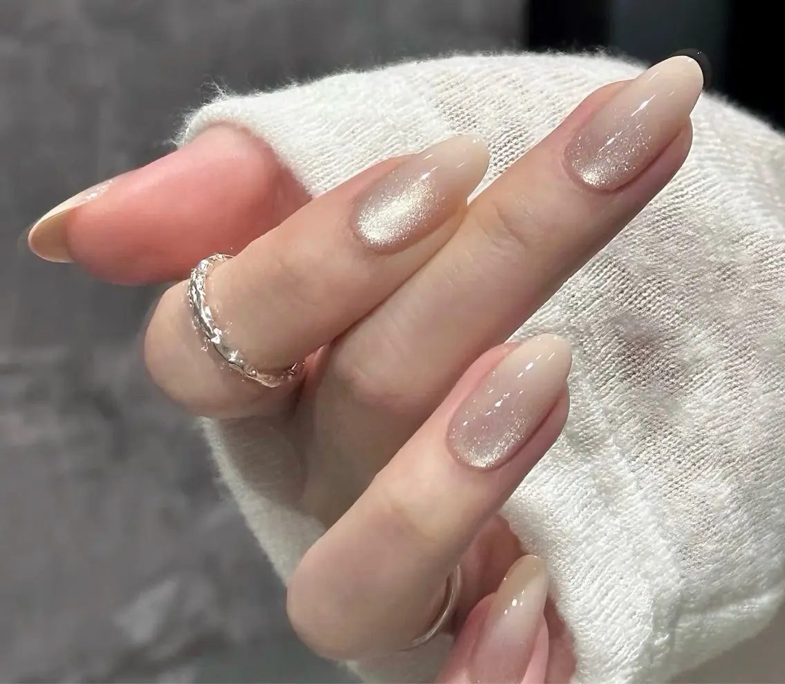 ネイル フレンチネイル ラメ(グリッター) ラメグラデーション マグネットネイル 持ち込み ハンドネイル Unicorn Nail原宿表参道のネイルデザイン
