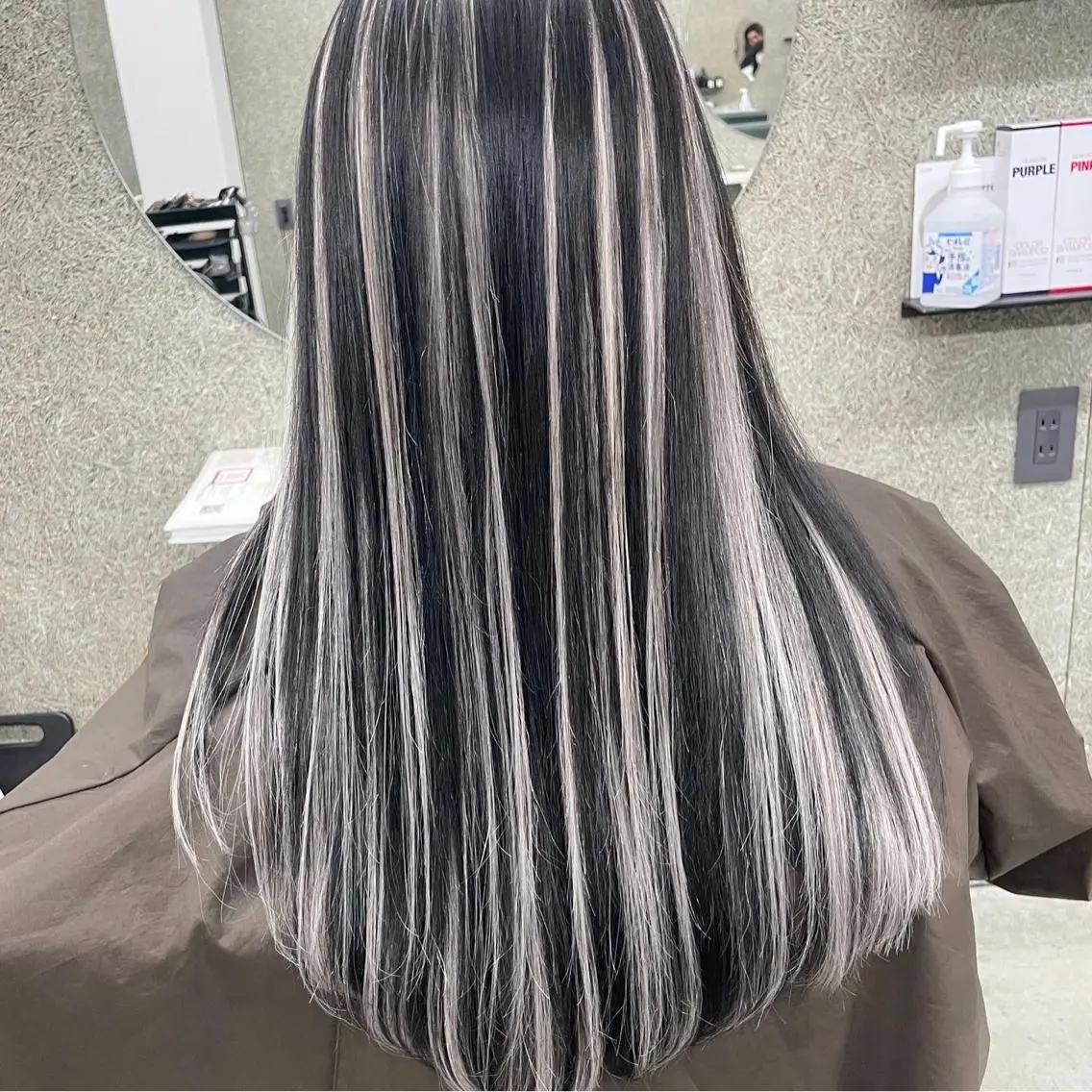セミロング カラー Lull1人美容室 バレイヤージュのヘアスタイル