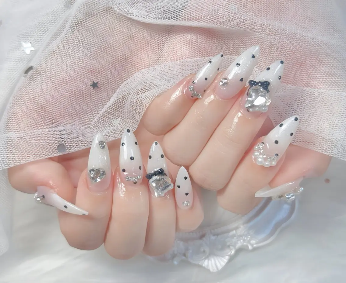 ネイル ハンドネイル Chan Nail Salonのネイルデザイン