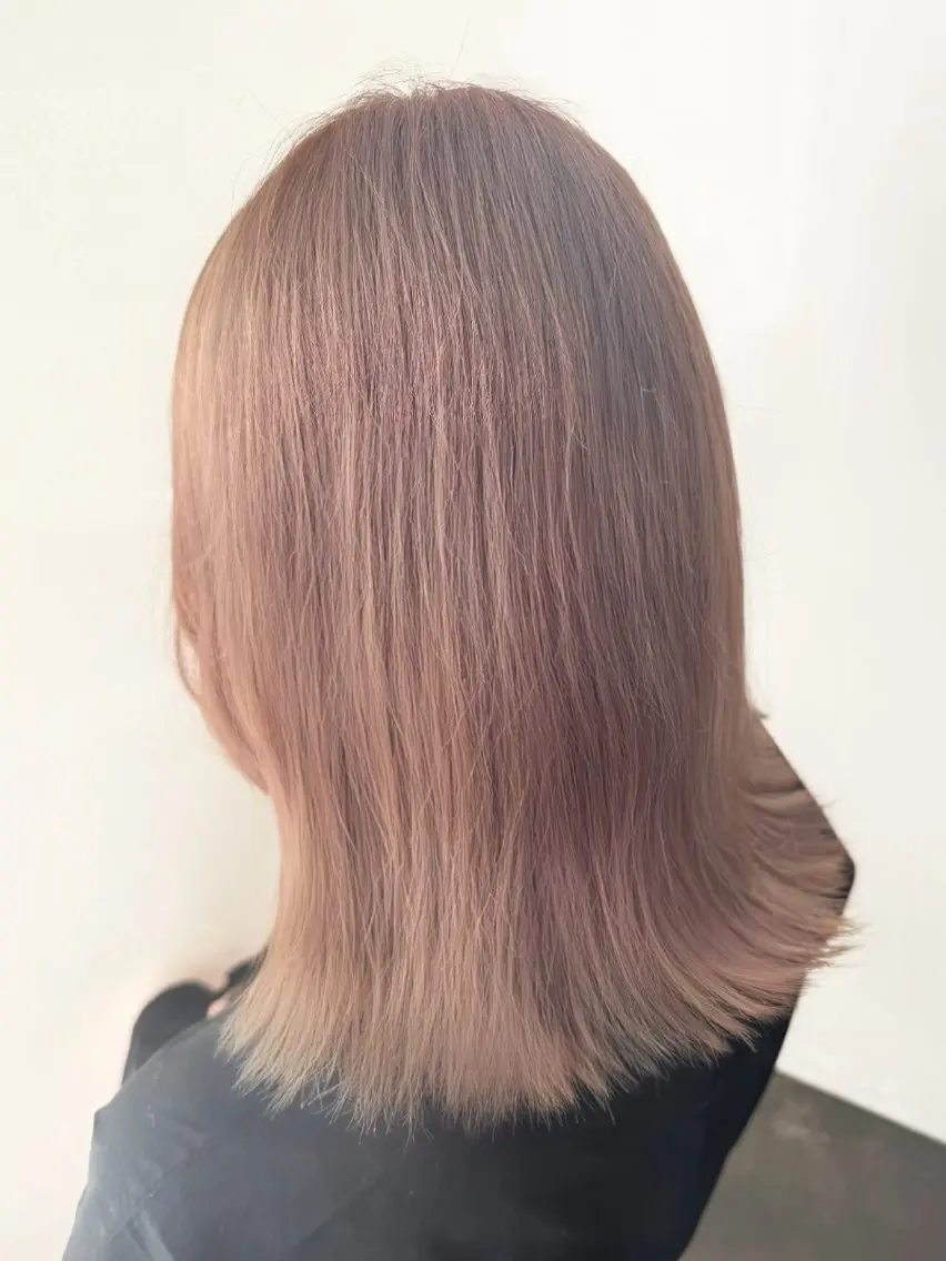 ミディアム パープルカラー ヘアカラー 透明感color ハイトーン✨みくりのヘアスタイル