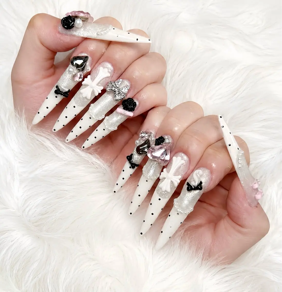 ネイル オーロラネイル ブルー フットネイル ジェルネイル 氷ネイル・うるうるネイル ハンドネイル Rin Nail 新大久保店のネイルデザイン