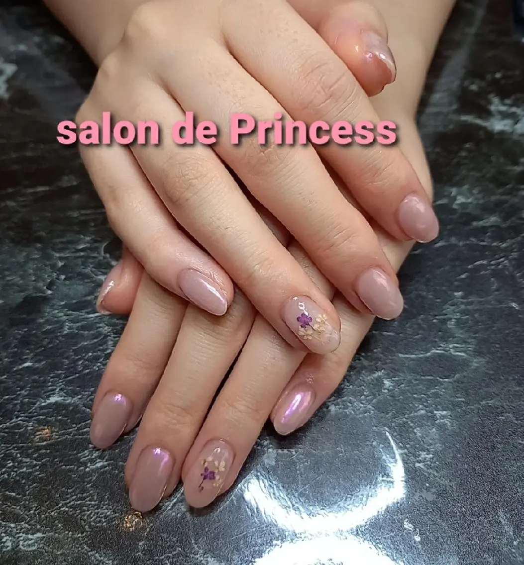 ネイル オーロラネイル salon de  Princessのネイルデザイン