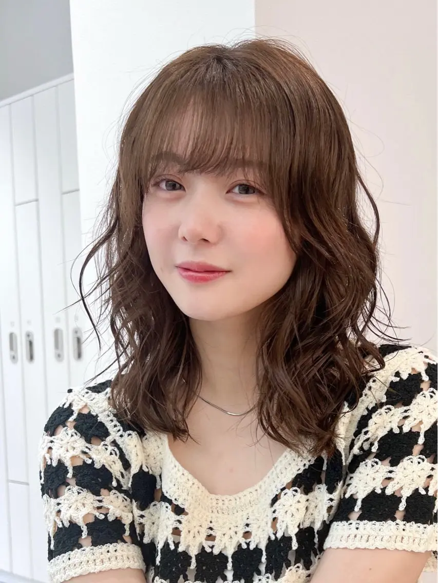 ミディアム パーマ ミディアムパーマ 髪質改善カラー Unami 太田英寿のヘアスタイル