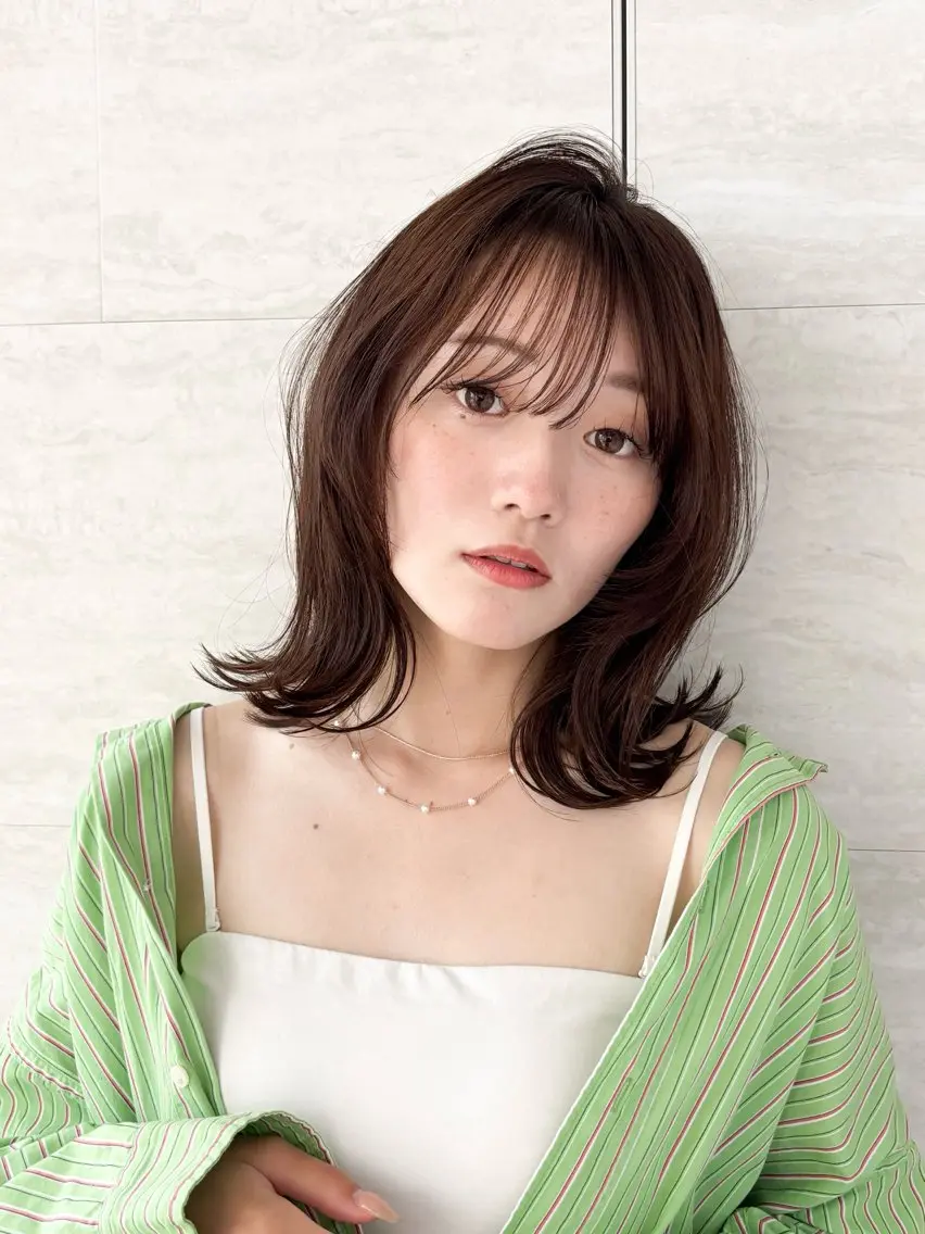 ミディアム カット ヘアカラー トリートメント 💖ボブ/縮毛矯正 顔周りレイヤー/ユイのヘアスタイル
