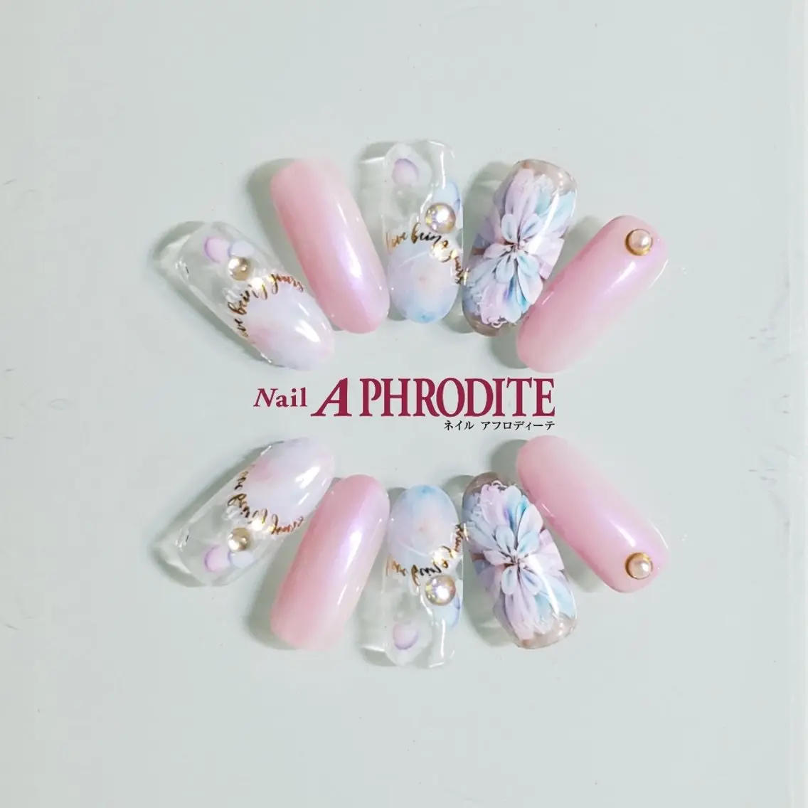 ネイル ジェルネイル ニュアンスネイル スカルプネイル ソフトジェル ネイルチップ ハンドネイル Nail Aphroditeのネイルデザイン