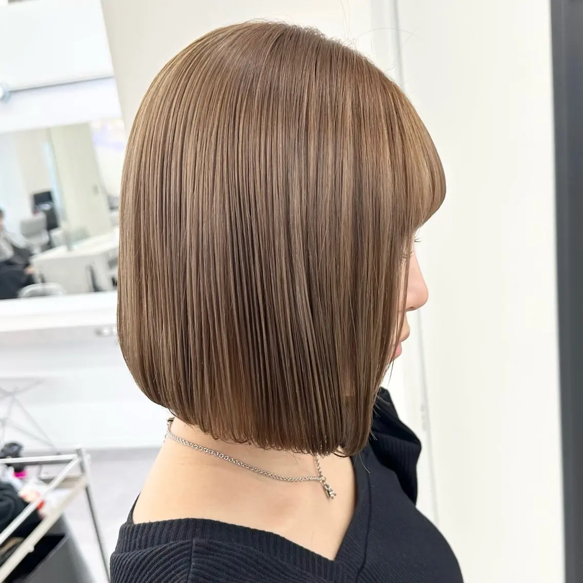 ミディアム カラー ベージュカラー ヘアカラー 🎀ハイトーン🎀 ケアブリーチmikuのヘアスタイル
