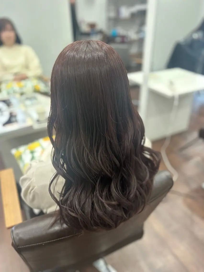ロング カラー ヘアアレンジ ブラウンカラー ピンクカラー ピンクブラウン 🤍 minaのヘアスタイル