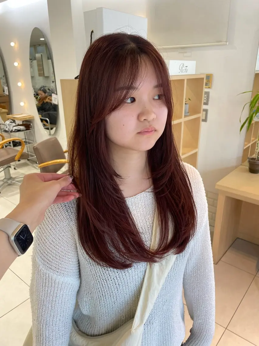 ロング 顔まわりレイヤー 姫カット 韓国風ヘア レイヤーカット ロング 🧸SAKI🎀 韓国レイヤーのヘアスタイル