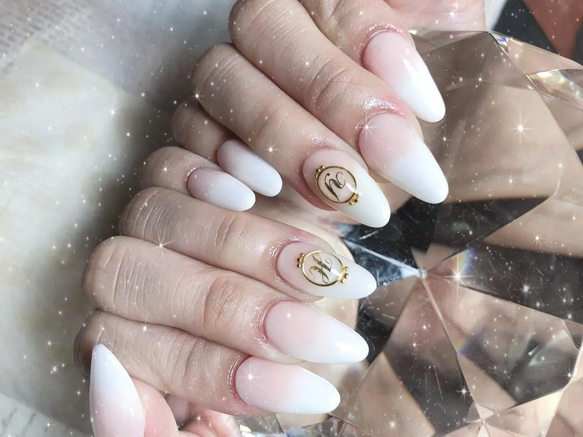 ミディアム ネイル ハンドネイル 《LB》ラブリエ Nail&eyeのマツエク・マツパデザイン