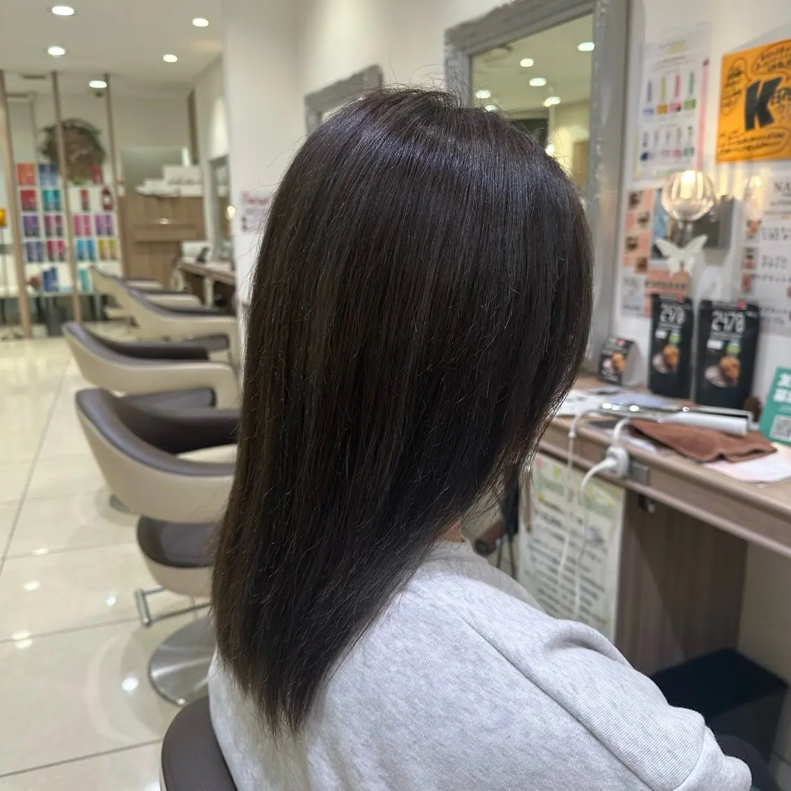 ロング カラー 透明感カラー イルミナカラー ヘアカラー Miyu🦄ash カット/まつげのヘアスタイル
