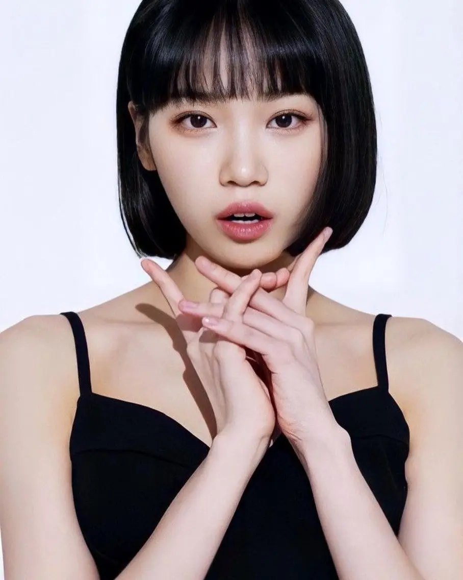 ショート カラー ヘアアレンジ 縮毛矯正🤍 ボブ/ HIKARIのヘアスタイル