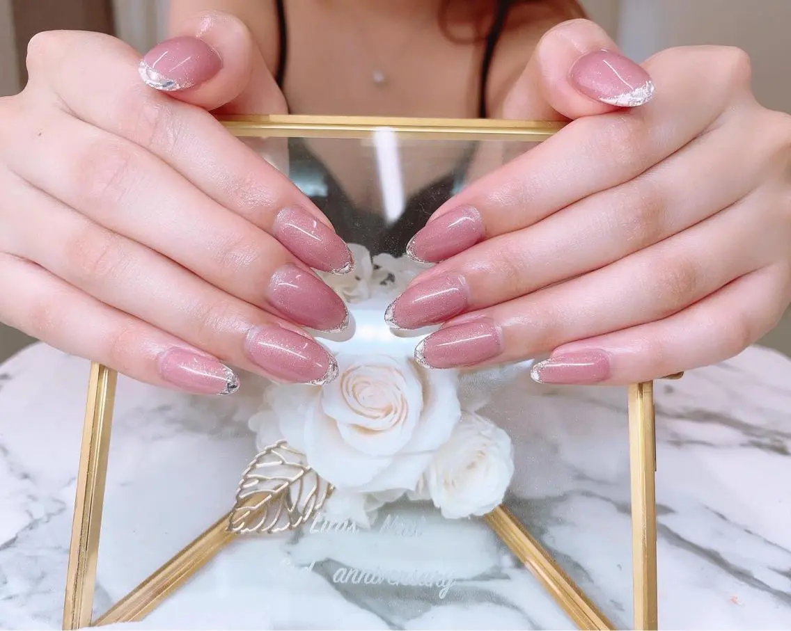 ネイル フレンチネイル ジェルネイル ガラスフレンチ ハードジェル 氷ネイル・うるうるネイル Lilas Nailのネイルデザイン