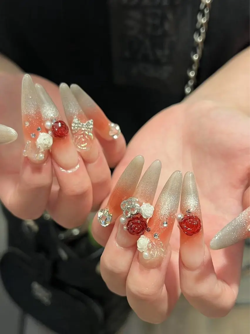 ネイル ハンドネイル Luna Gladeのネイルデザイン