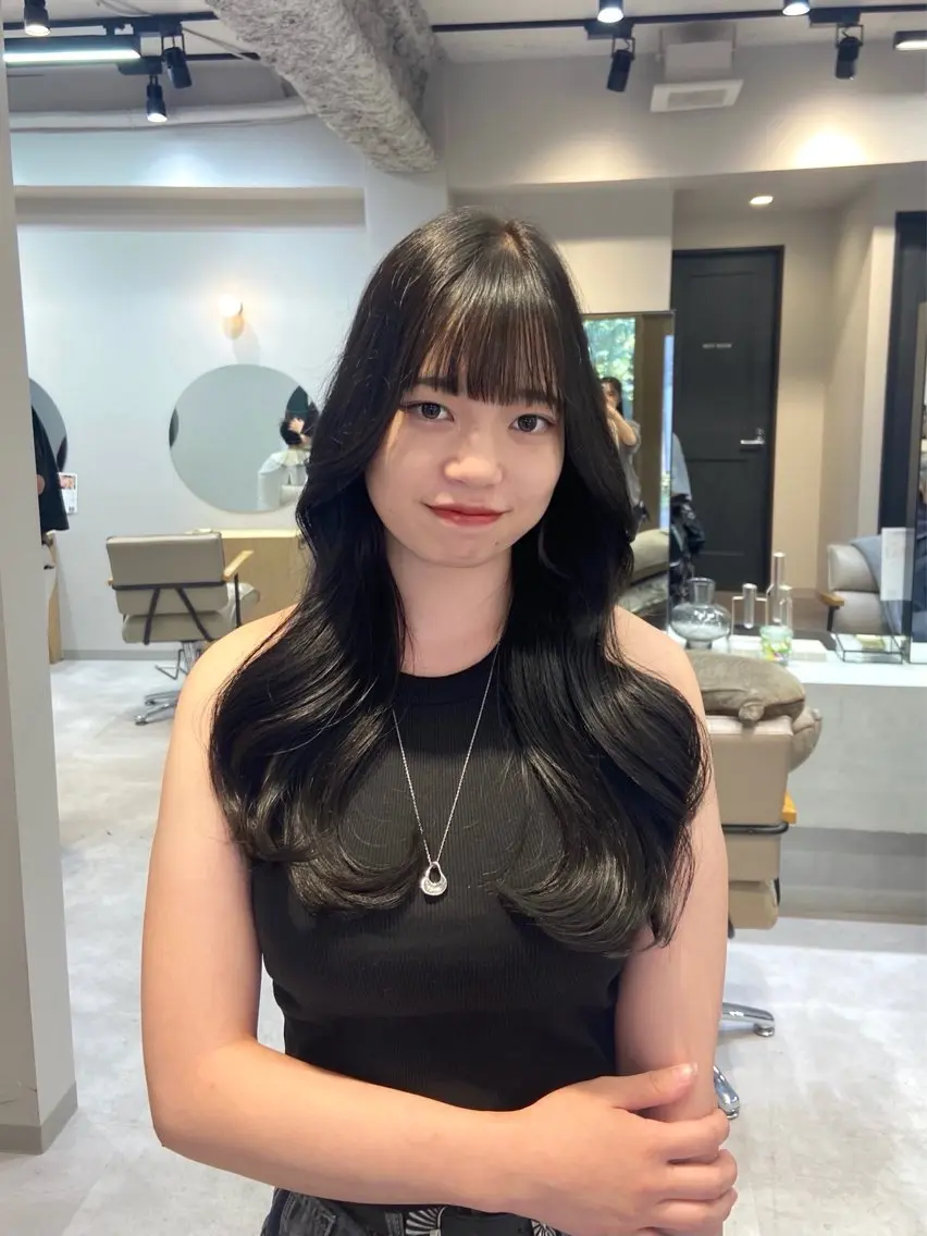 ミディアム カラー ショート 特化｜Hinaのヘアスタイル