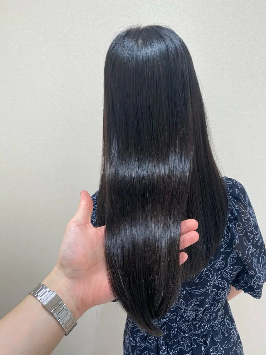 セミロング カット 縮毛矯正 トリートメント 🌿縮毛矯正/ 髪質改善🌿コバヤシのヘアスタイル
