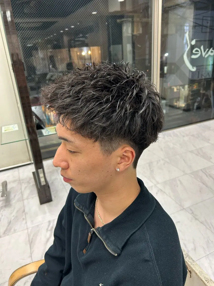 ショート パーマ メンズ スパイキーショート ショートヘア カット パーマ トリートメント メンズパーマ 💈後閑和真💈のヘアスタイル