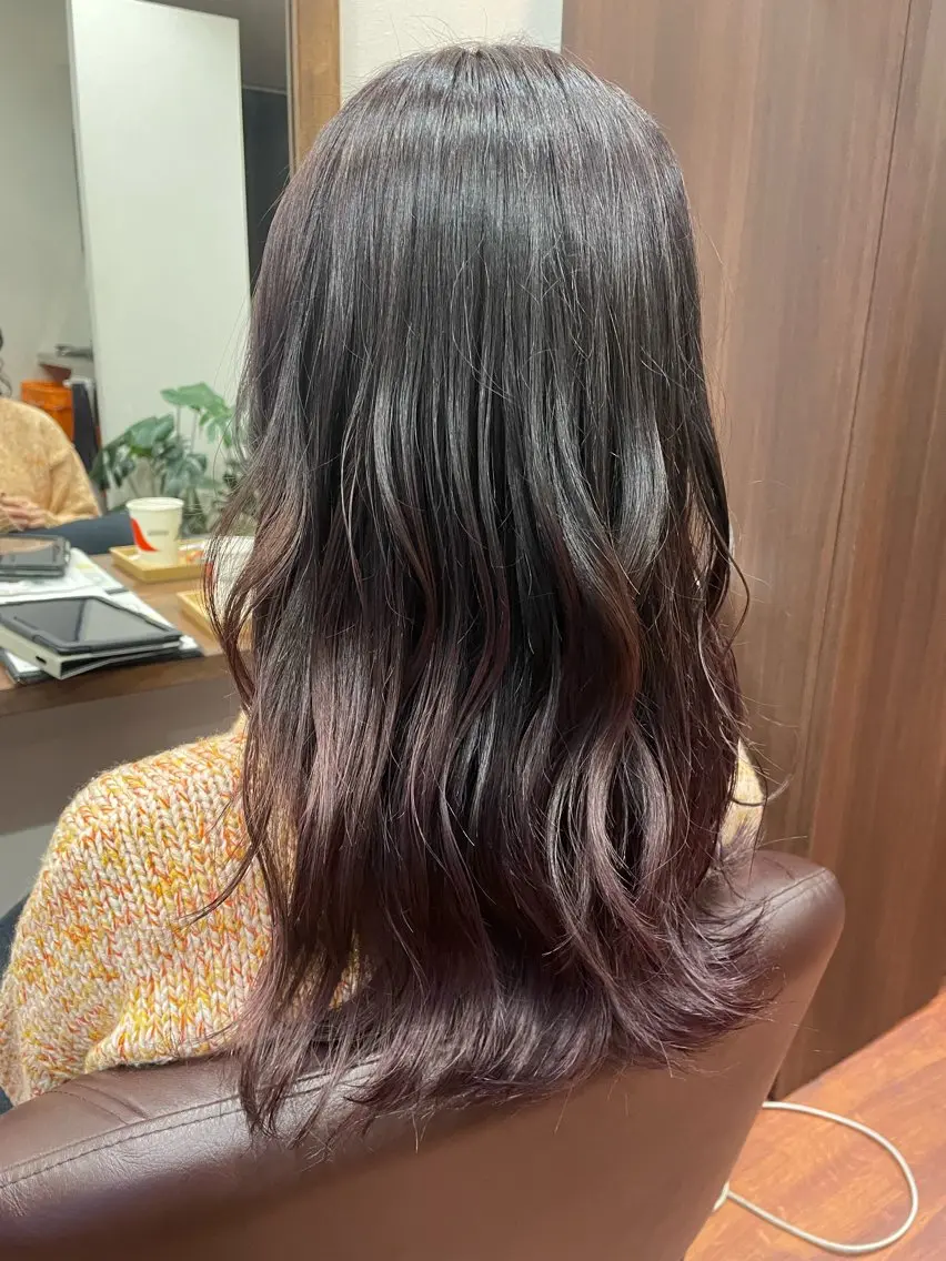 ロング カラー イルミナカラー ピンクカラー Lien's💜 SESHIRUのヘアスタイル