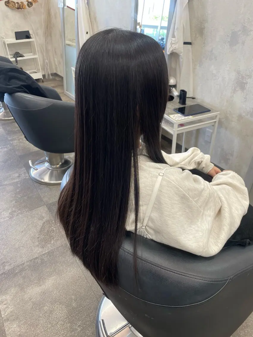 ロング 藤田 麗安のヘアスタイル