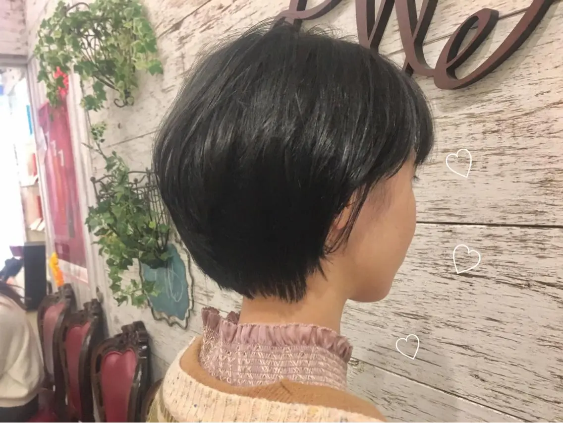 ショート ショートボブ ボブ ショートヘア 池本 弥桜のヘアスタイル