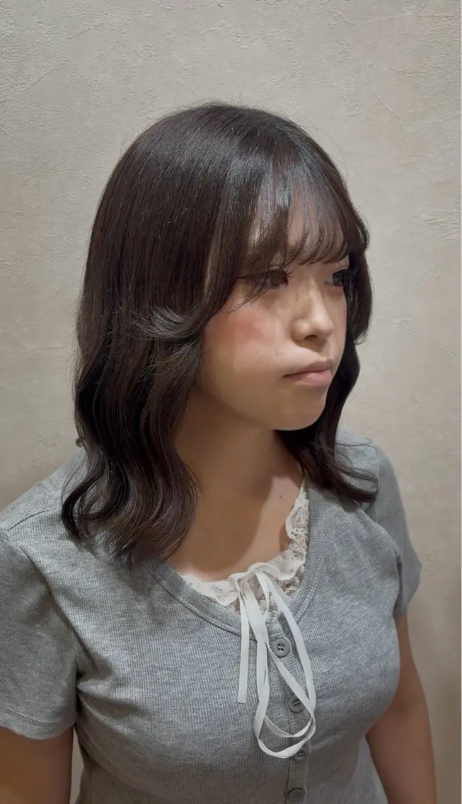 ミディアム カット ヘアカラー り このヘアスタイル