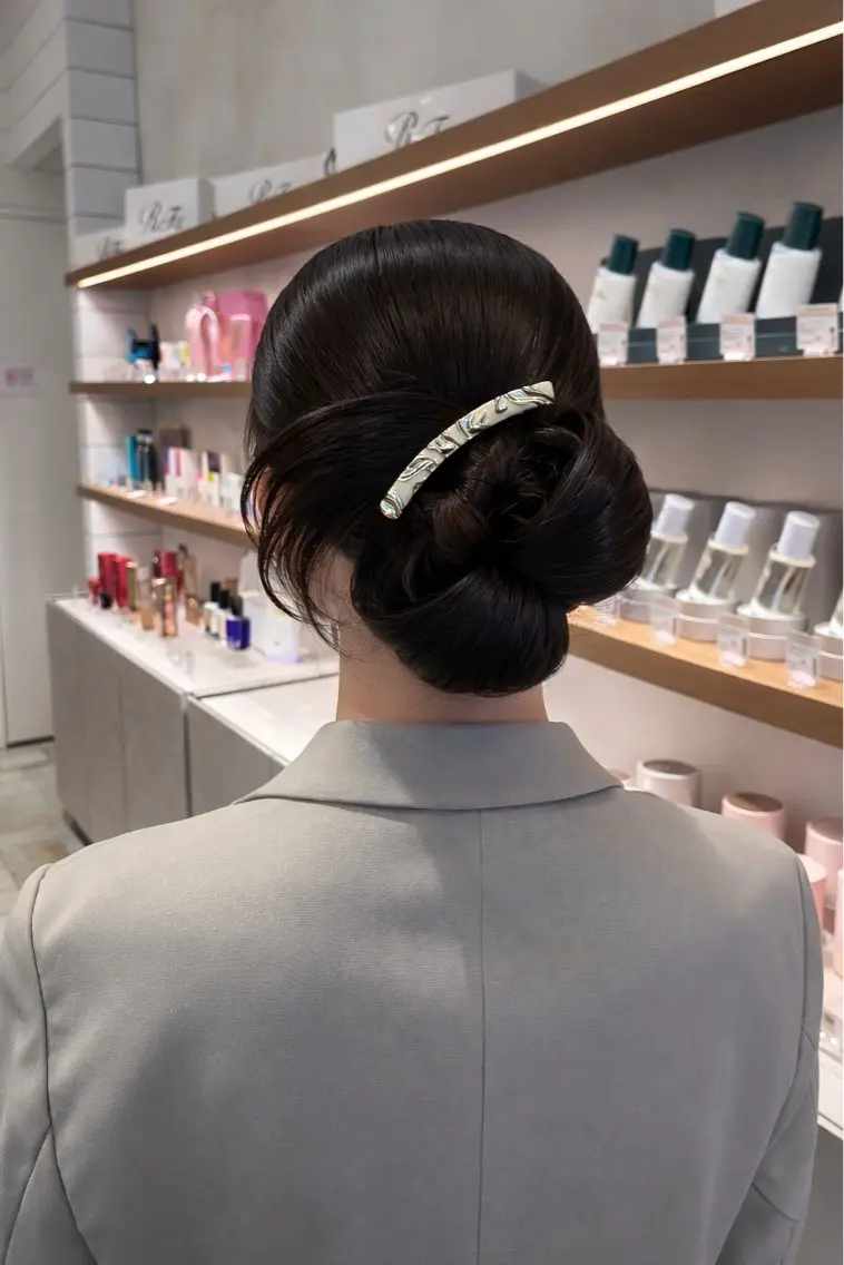 ヘアアレンジ Miwa🦋渋谷/ 透明感カラー/セットのヘアスタイル