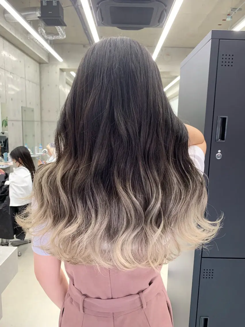 ロング カット ヘアカラー トリートメント 山田 絵里菜のヘアスタイル