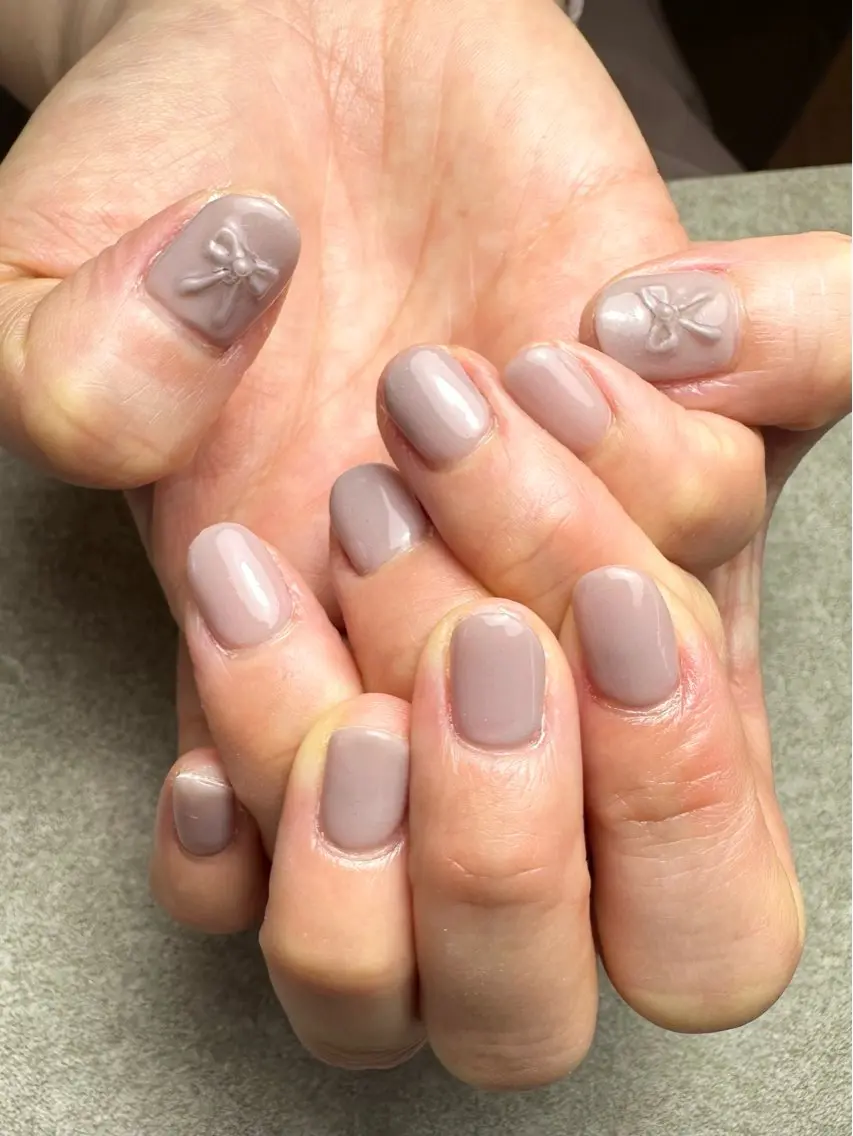 ネイル リボン nailroom Anmie.のネイルデザイン